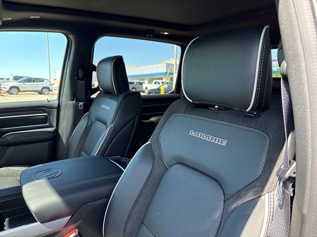 New 2026 RAM 1500 Laramie AWD/4WD image 9