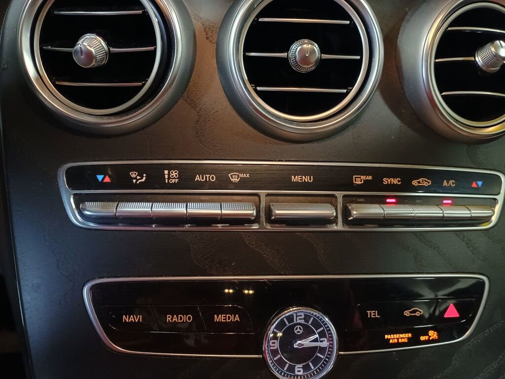 Used 2023 Mercedes-Benz C 300 4MATIC Coupe image 13
