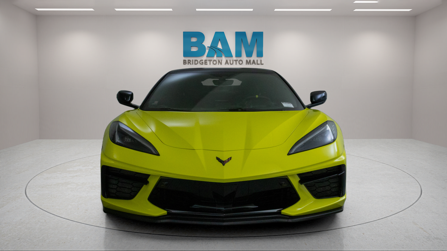 Used 2022 Chevrolet Corvette Stingray Premium Cpe w/ Z51 Performance Package RWD image 2
