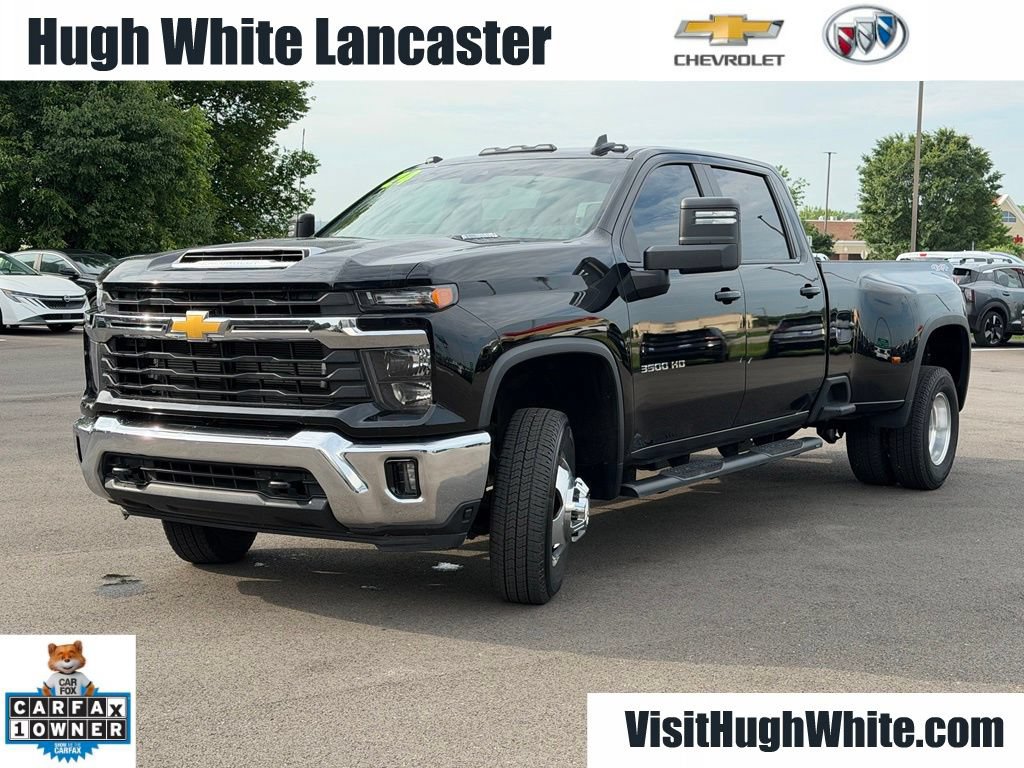 Used 2024 Chevrolet Silverado 3500 LT w/ Convenience Package AWD/4WD image 2
