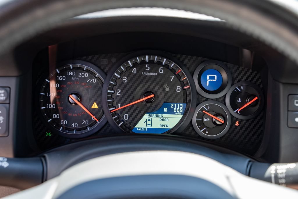 Used 2020 Nissan GT-R Premium w/ Premium Interior Package AWD/4WD image 16