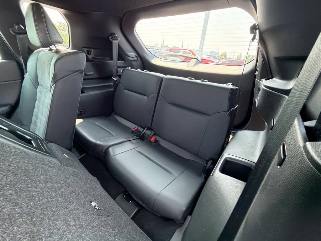 Used 2023 Mitsubishi Outlander SE Black Edition AWD/4WD image 30