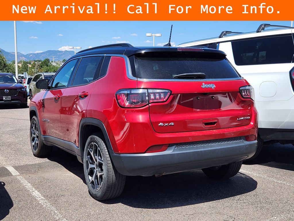 Used 2025 Jeep Compass Limited AWD/4WD image 5