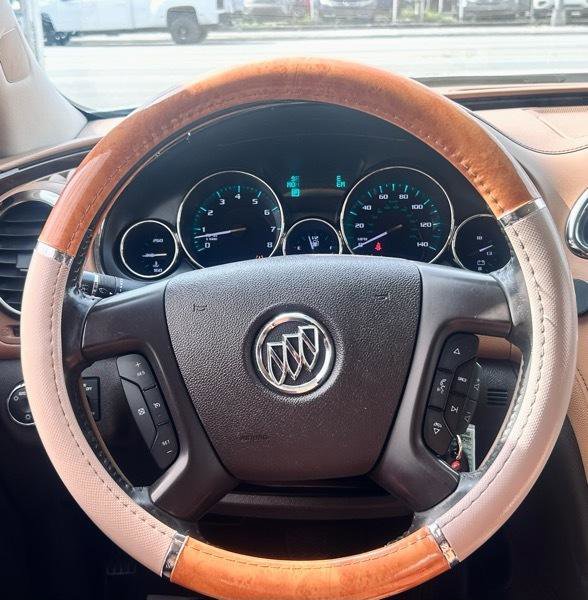 Used 2014 Buick Enclave Leather w/ Trailering Provision Package FWD image 16