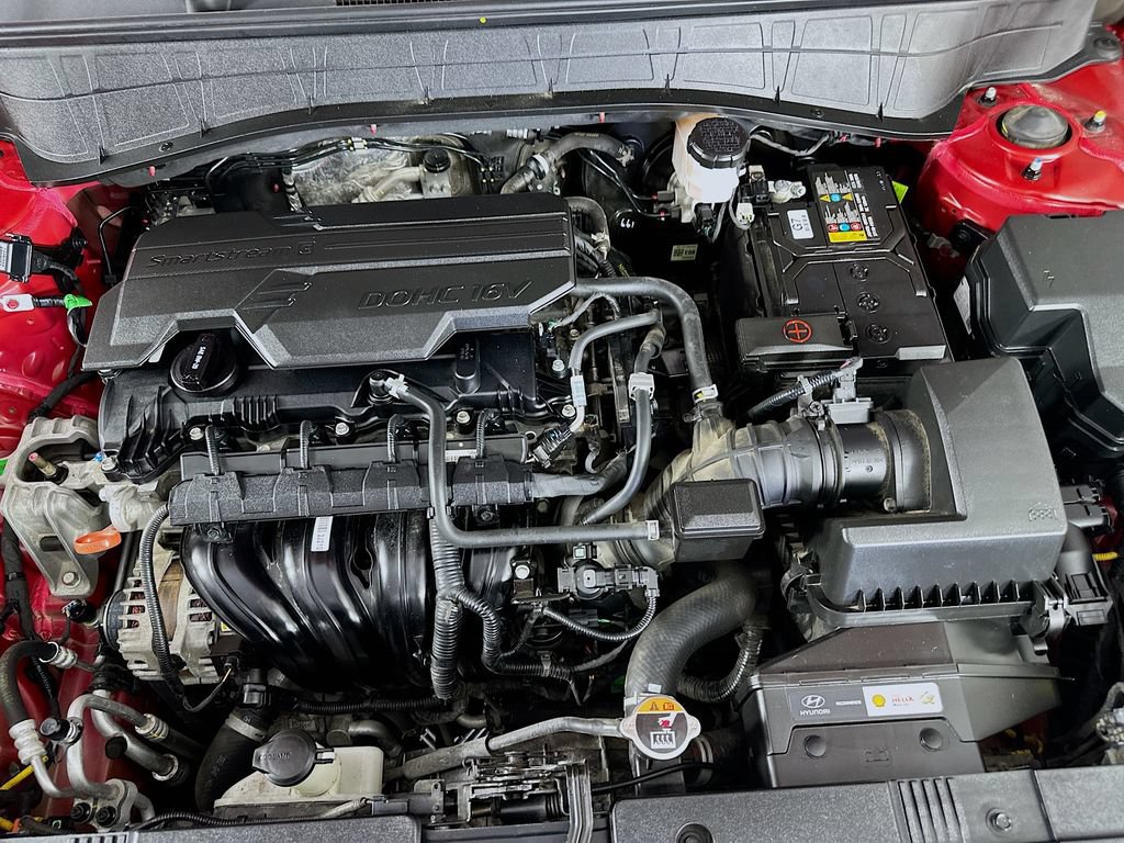 Used 2024 Hyundai Kona SEL AWD/4WD image 35