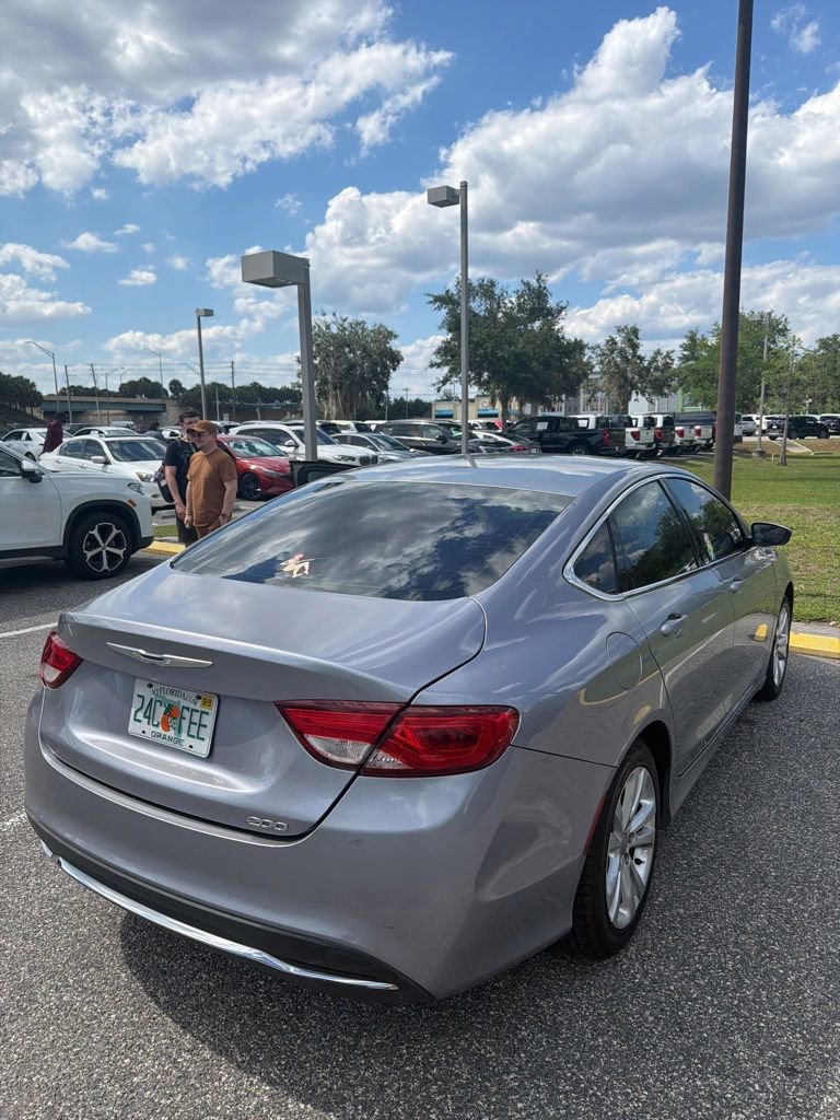 Used 2015 Chrysler 200 Limited FWD image 6