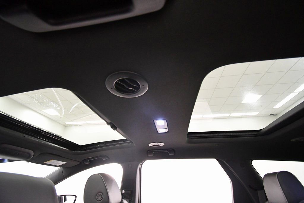 Used 2023 Buick Enclave Avenir w/ Trailering Package, 5000 lbs. image 16