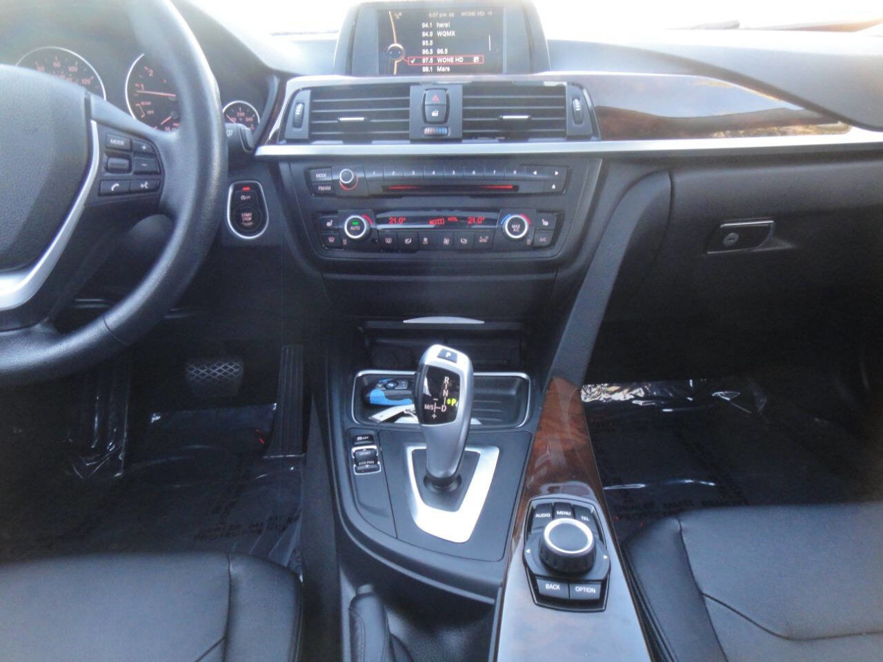 Used 2014 BMW 328i xDrive Sedan AWD/4WD image 16