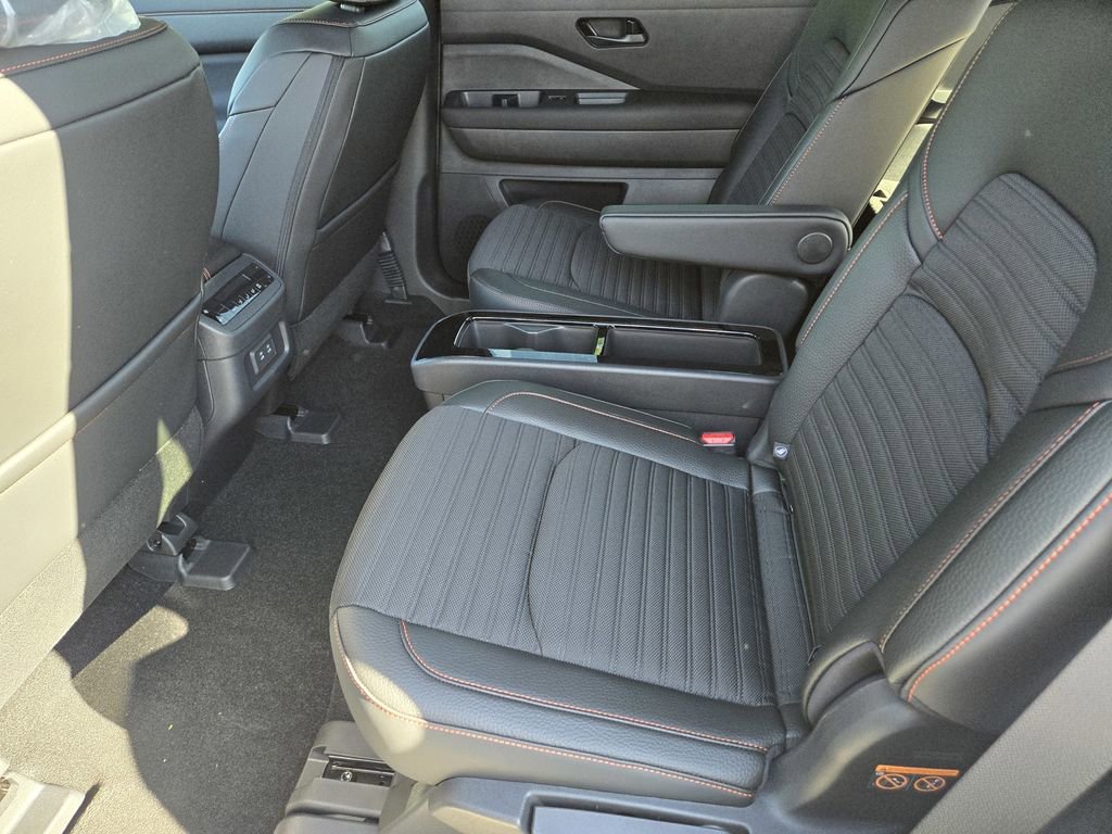 New 2026 Nissan Pathfinder Rock Creek AWD/4WD image 9