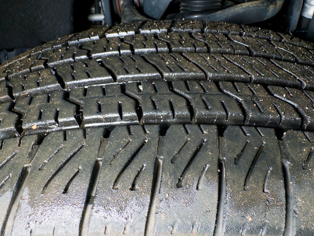 Used 2023 Ford F150 Lightning Lariat image 34