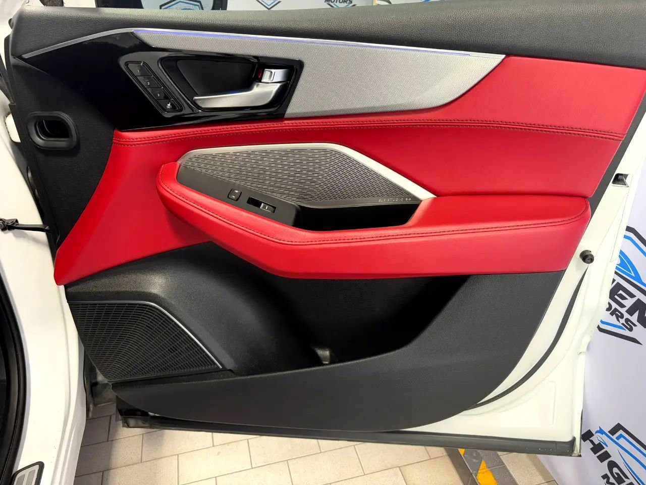 Used 2024 Acura MDX A-Spec image 26