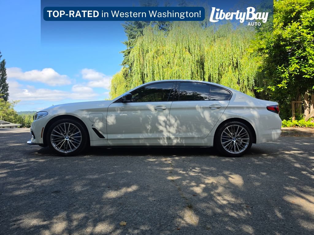 Used 2019 BMW 530e xDrive w/ Convenience Package AWD/4WD image 8