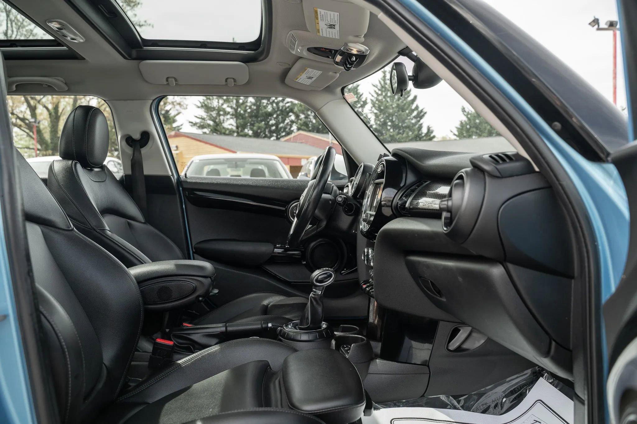Used 2017 MINI Cooper S FWD image 11