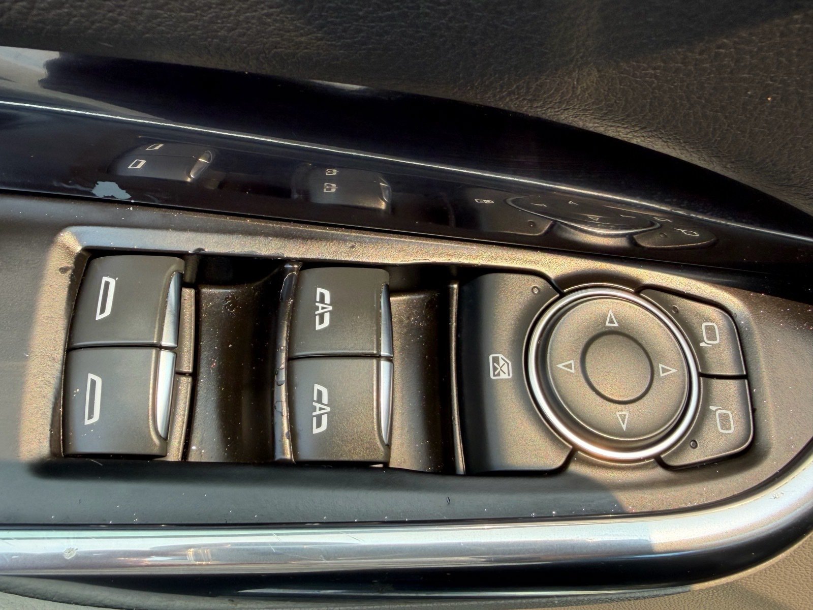 Used 2020 Cadillac XT4 Luxury FWD image 26