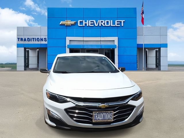 Used 2021 Chevrolet Malibu LS FWD image 4