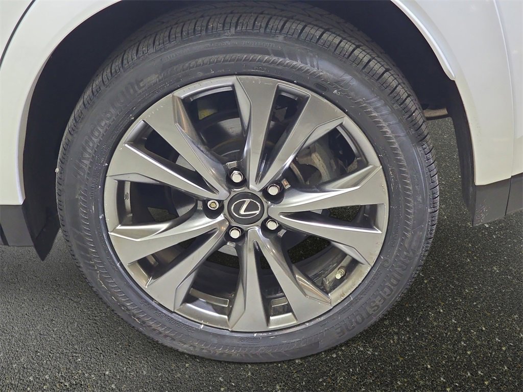 Used 2024 Lexus UX 250h F Sport image 34