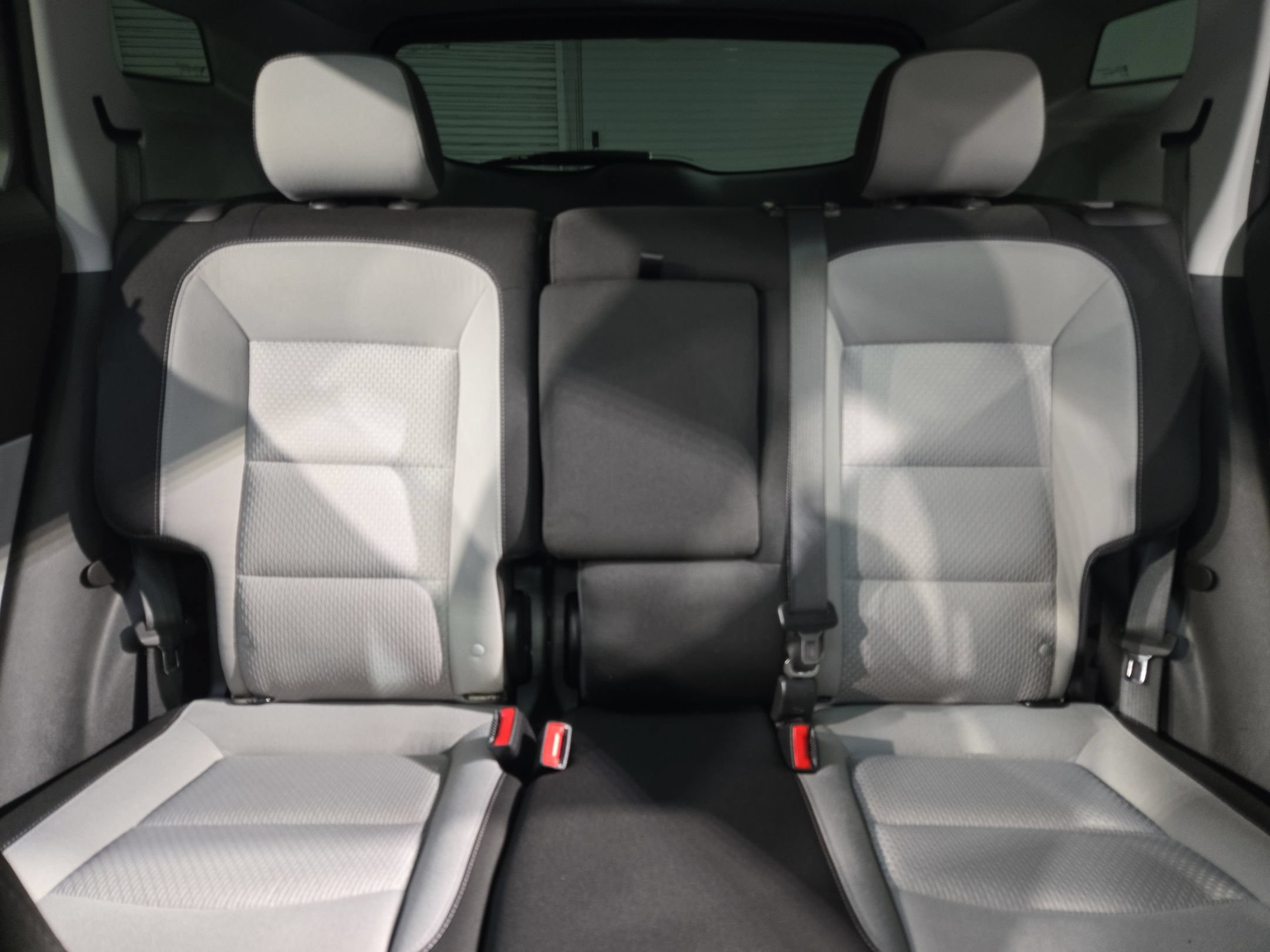 Used 2022 GMC Terrain SLE w/ Driver Convenience Package FWD image 13