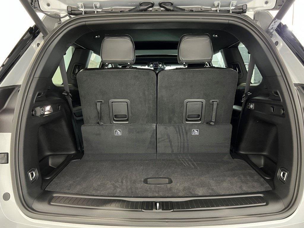 New 2025 Jeep Grand Cherokee L Altitude image 10