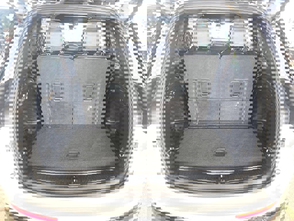 Used 2024 Jeep Grand Cherokee L Altitude image 18