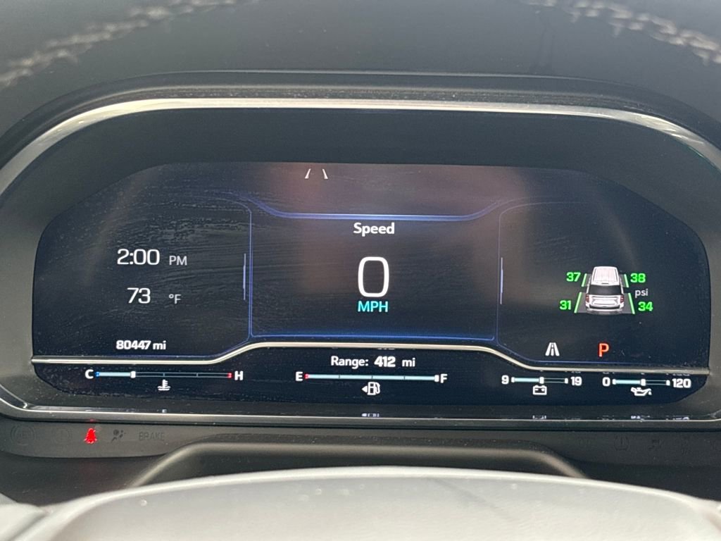 Used 2023 Chevrolet Suburban Premier image 22