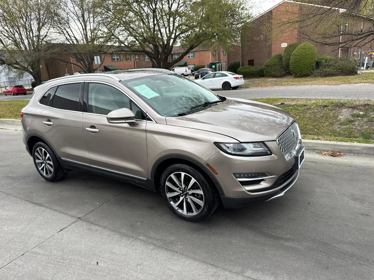 Used 2019 Lincoln MKC Reserve image 2