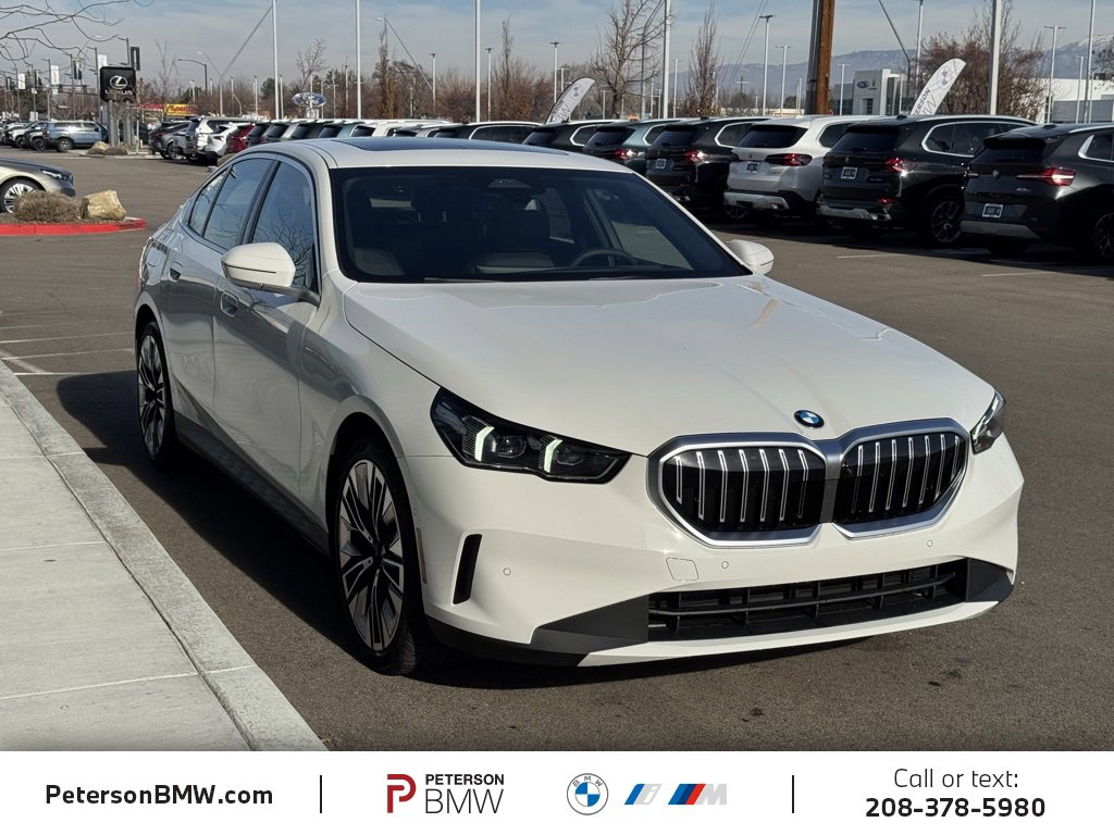 New 2026 BMW 530i xDrive w/ Premium Package image 9