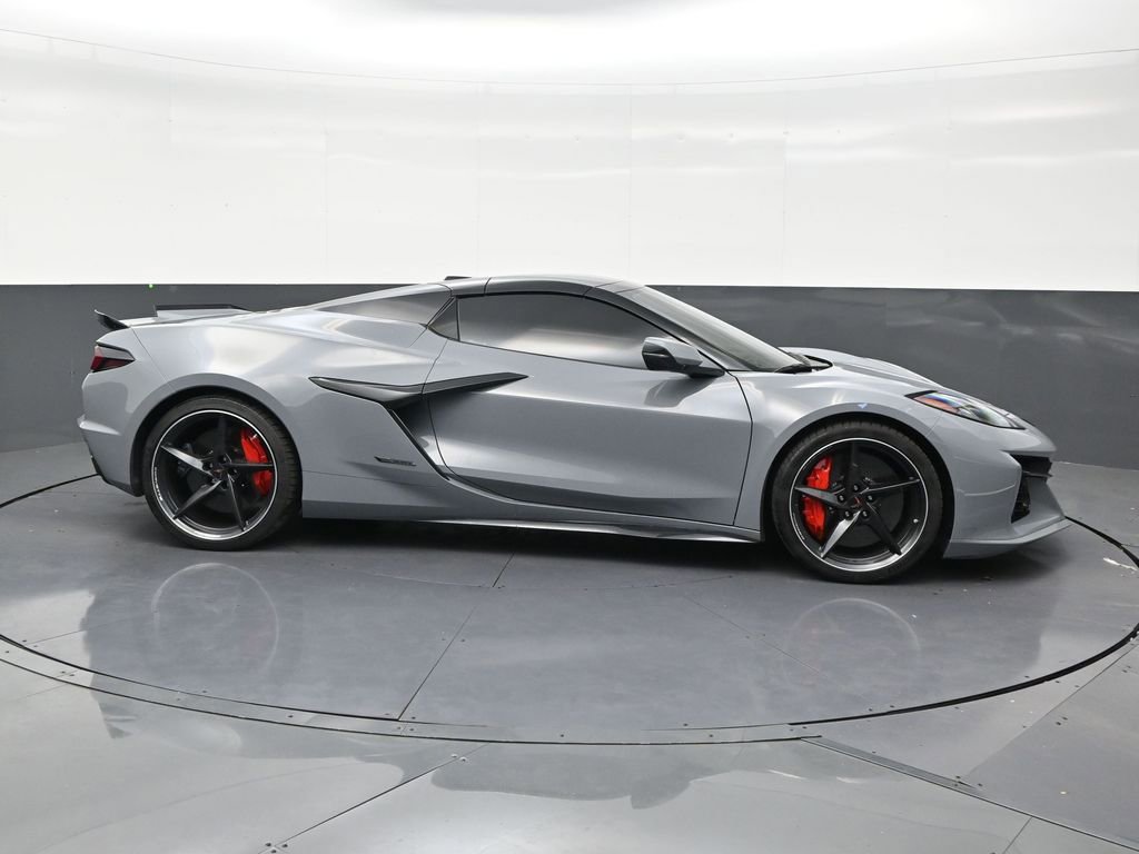 Used 2025 Chevrolet Corvette E-Ray w/ Stealth Interior Trim Package image 6