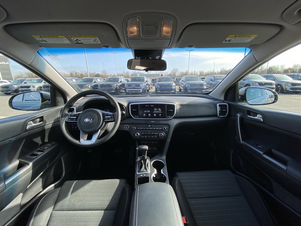 Certified 2022 Kia Sportage LX w/ LX FWD Value Edition Package image 23