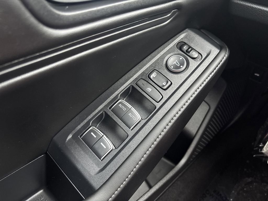 Used 2025 Honda Accord Sport image 17