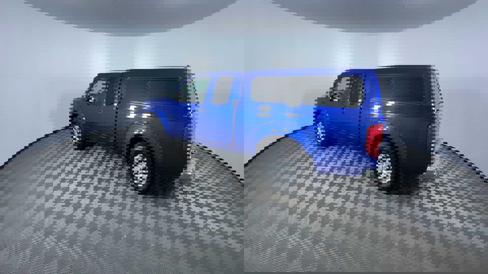 Used 2013 Nissan Frontier SV image 7