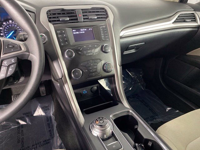 Used 2020 Ford Fusion S FWD image 28