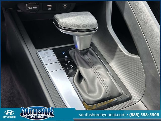 Certified 2025 Hyundai Elantra SE image 32