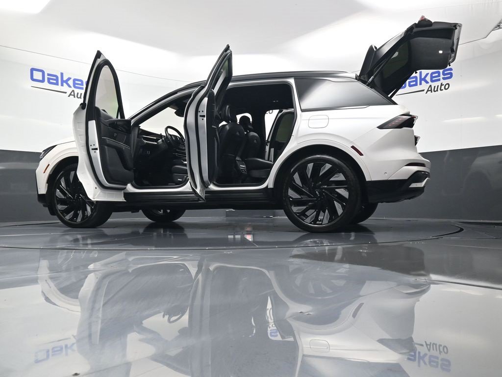 Used 2024 Lincoln Nautilus Reserve w/ Jet Appearance Package (87T) image 64