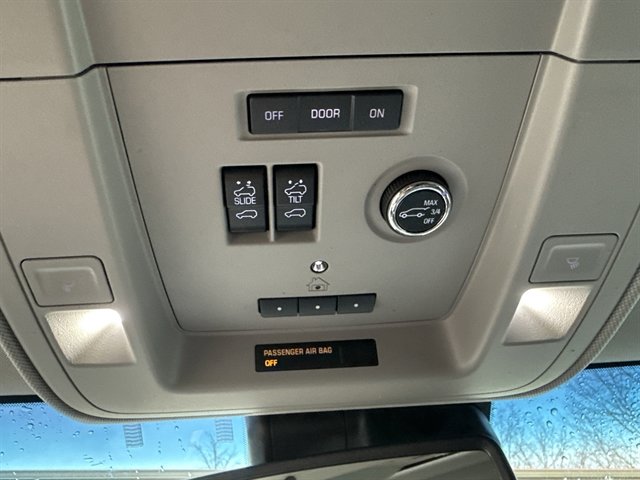 Used 2018 Chevrolet Tahoe Premier image 46