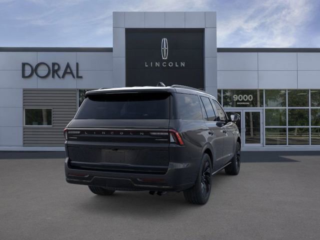 New 2026 Lincoln Navigator Reserve w/ Jet Appearance Package image 8