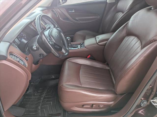 Used 2016 INFINITI QX50 AWD w/ Deluxe Touring Package image 16