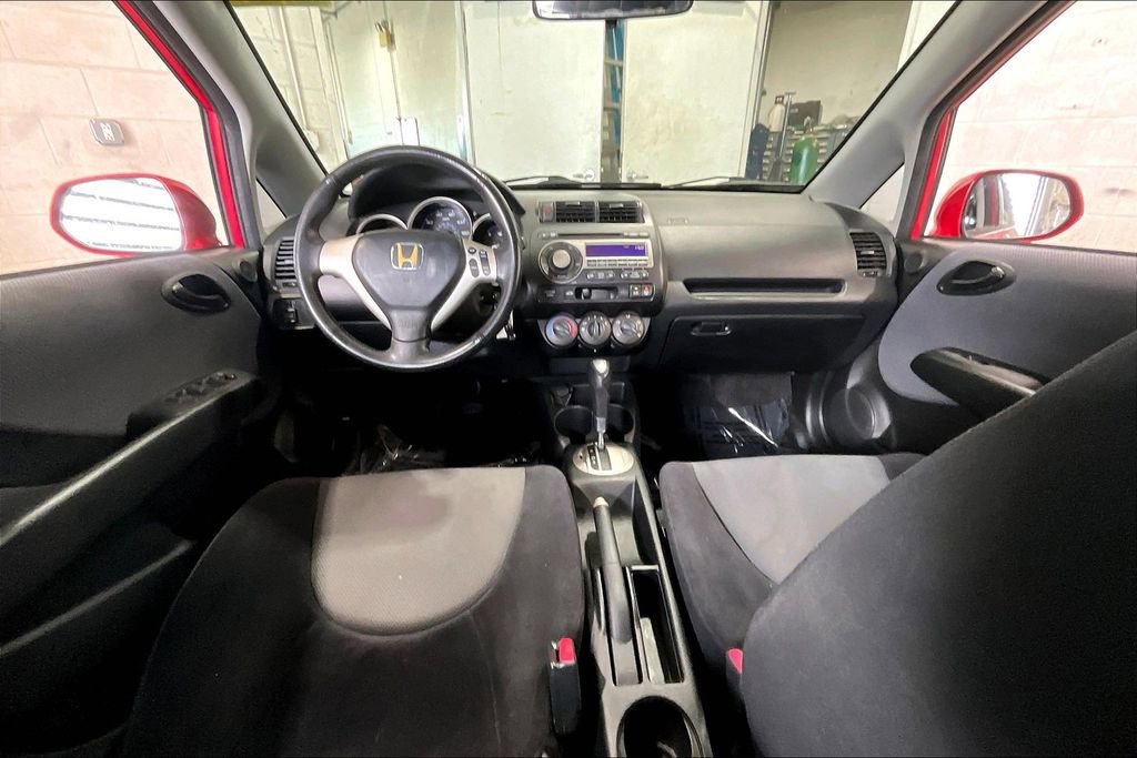 Used 2007 Honda Fit Sport image 21