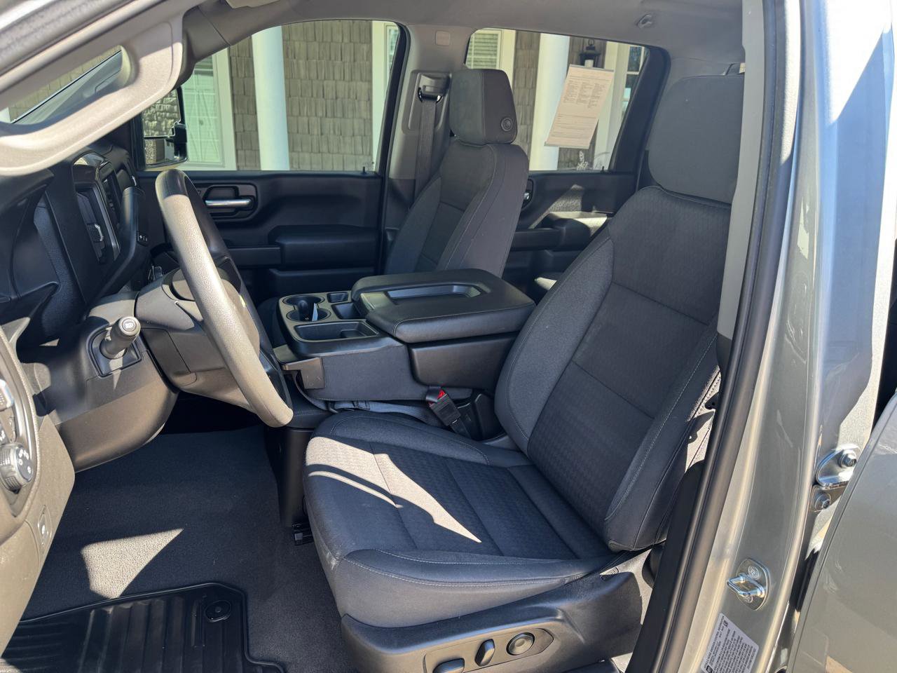 Used 2024 Chevrolet Silverado 2500 Custom w/ Custom Value Package image 13