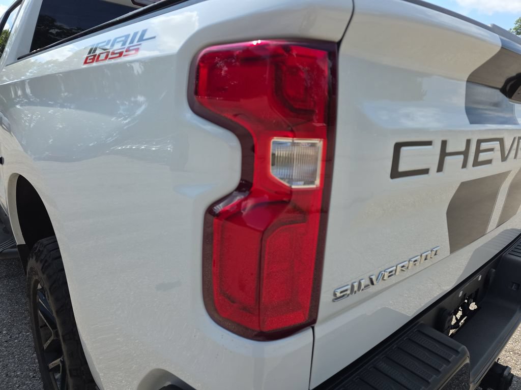 Used 2019 Chevrolet Silverado 1500 LT Trail Boss AWD/4WD image 34
