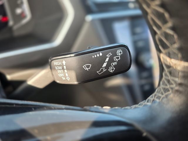 Used 2020 Volkswagen Tiguan SEL Premium R-Line AWD/4WD image 39
