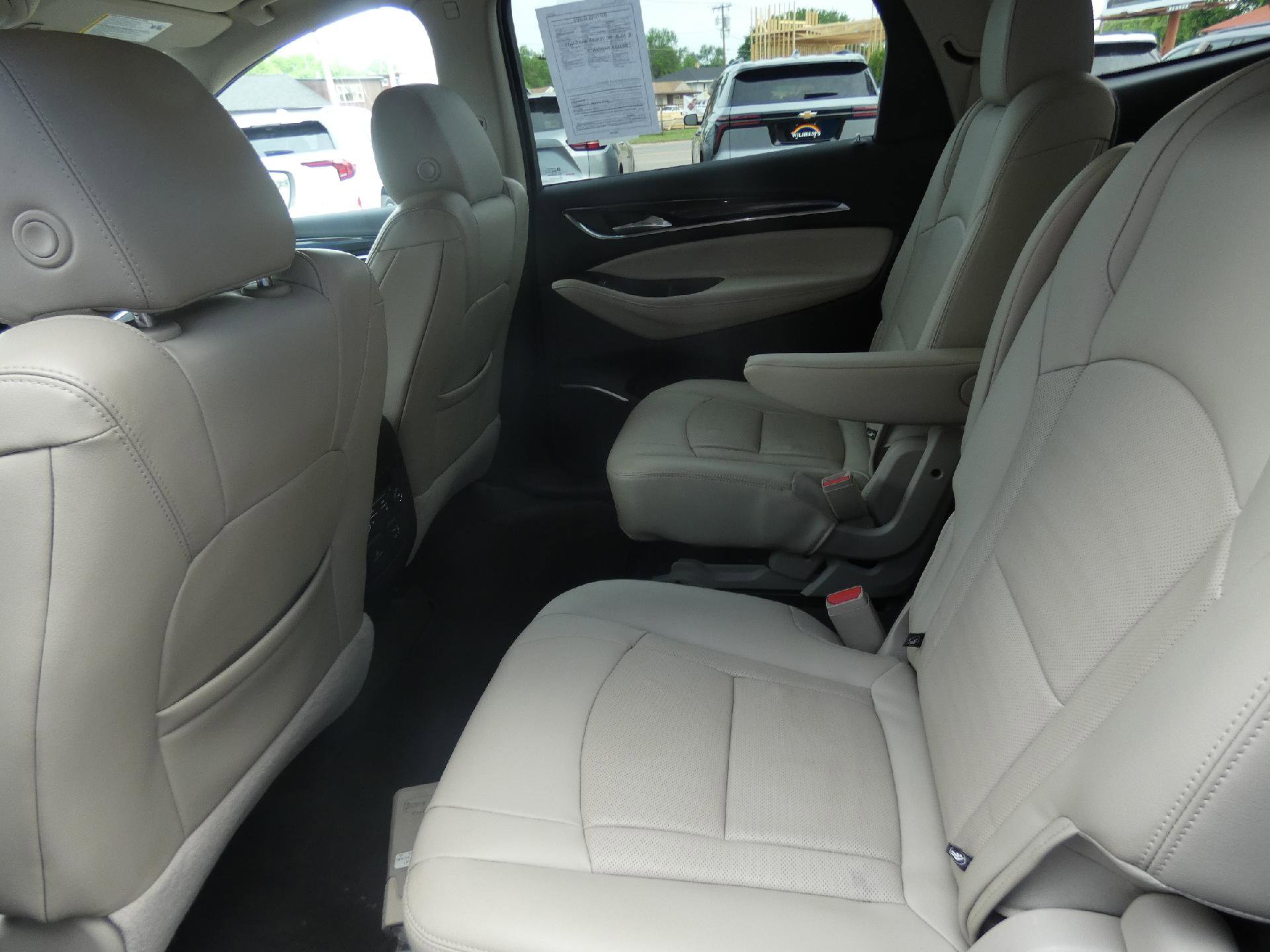 Used 2019 Buick Enclave Premium AWD/4WD image 13