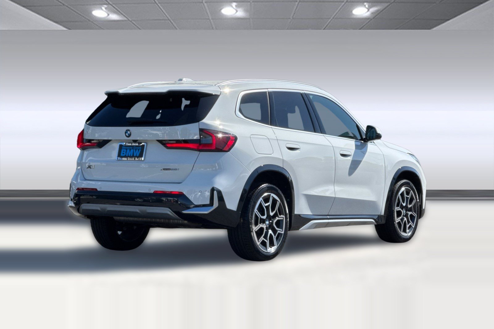 Used 2026 BMW X1 xDrive28i w/ Convenience Package AWD/4WD image 9