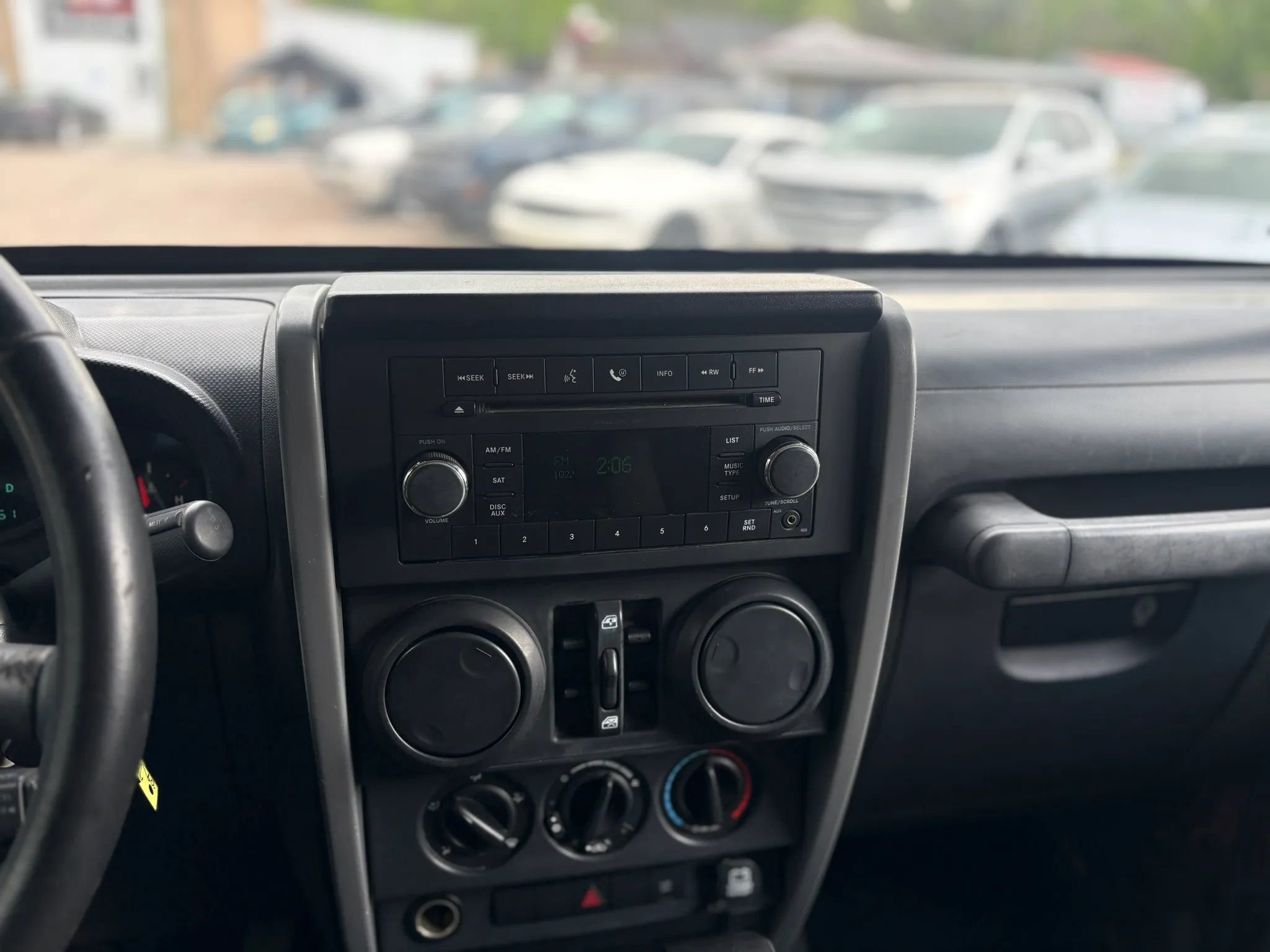 Used 2009 Jeep Wrangler Unlimited X AWD/4WD image 16