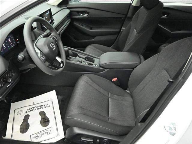 Used 2023 Honda Accord EX image 9