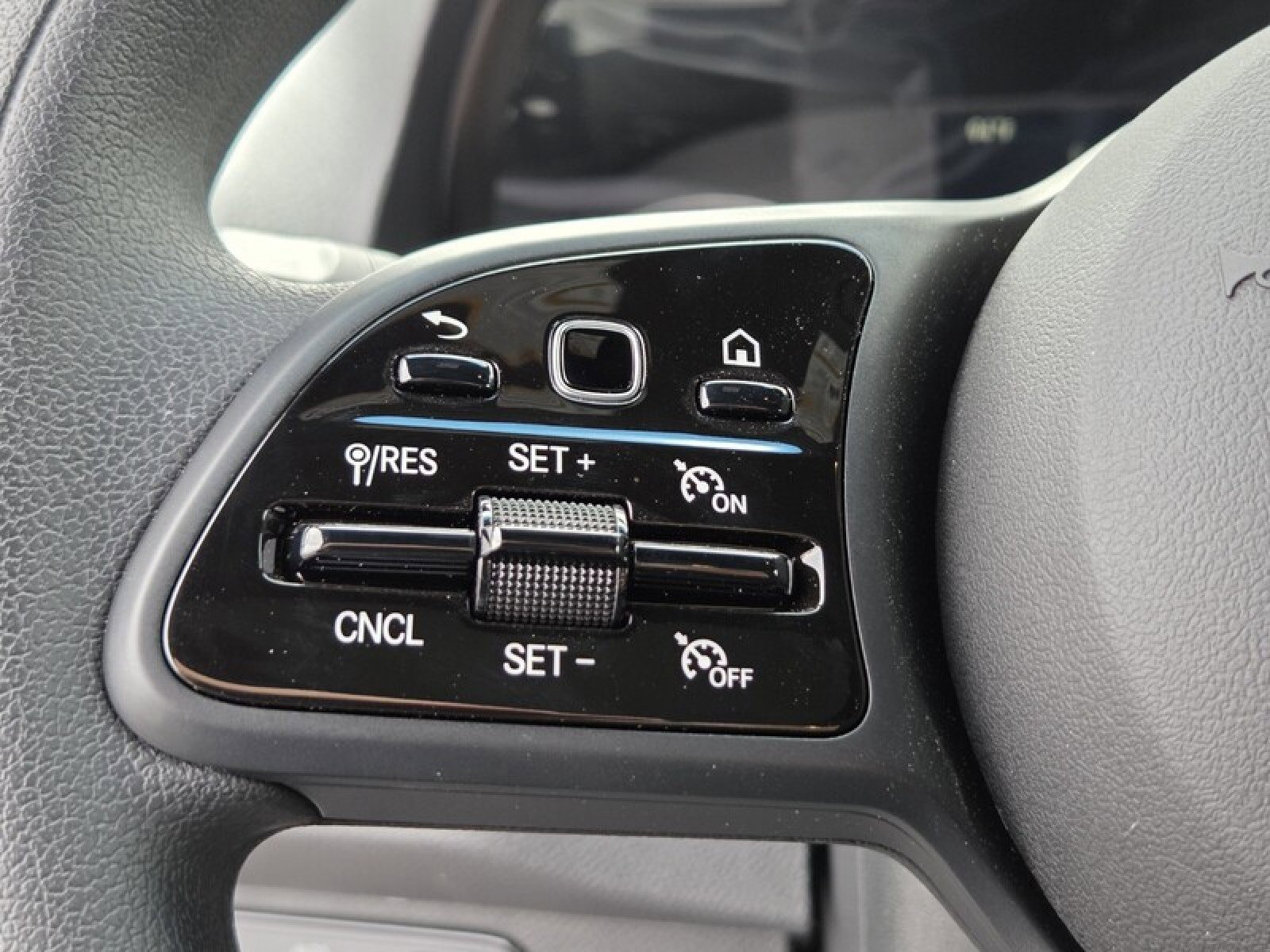 New 2024 Mercedes-Benz Sprinter 2500 image 25