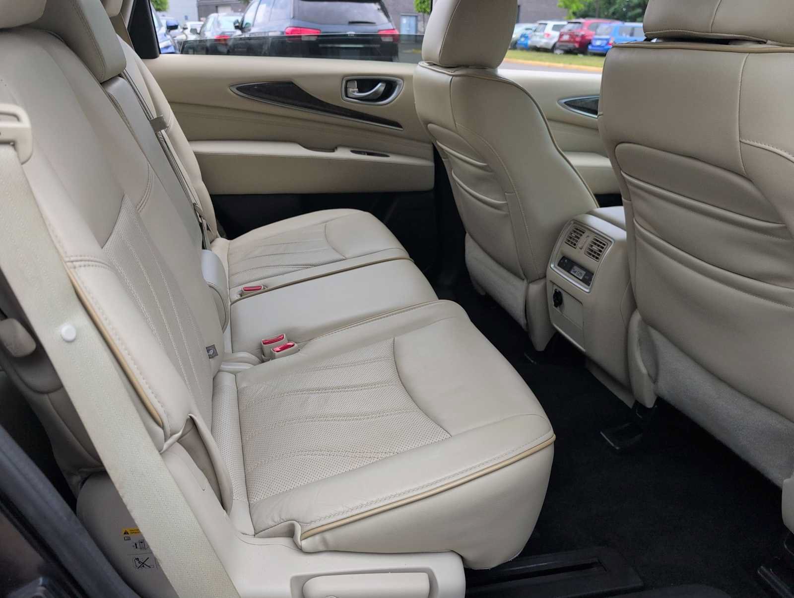 Used 2015 INFINITI QX60 Luxe w/ Premium Plus Package AWD/4WD image 20