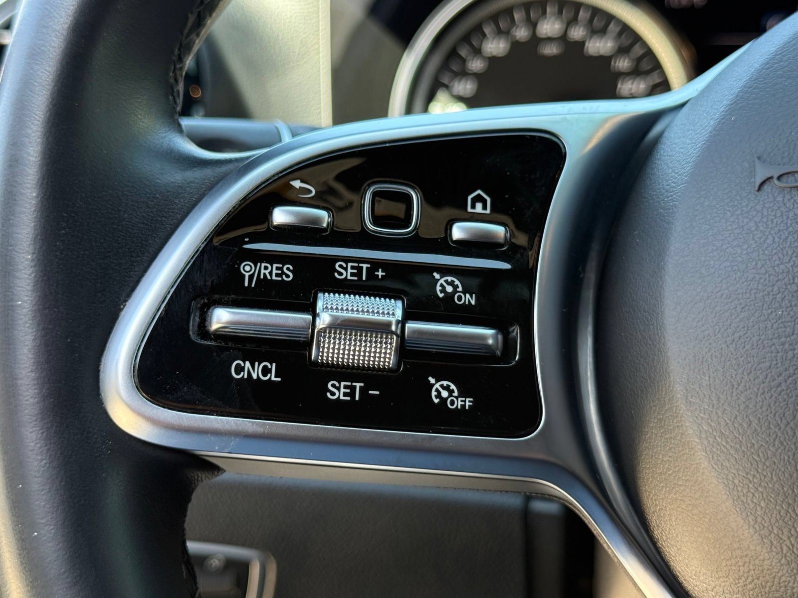 Used 2019 Mercedes-Benz E 300 image 29