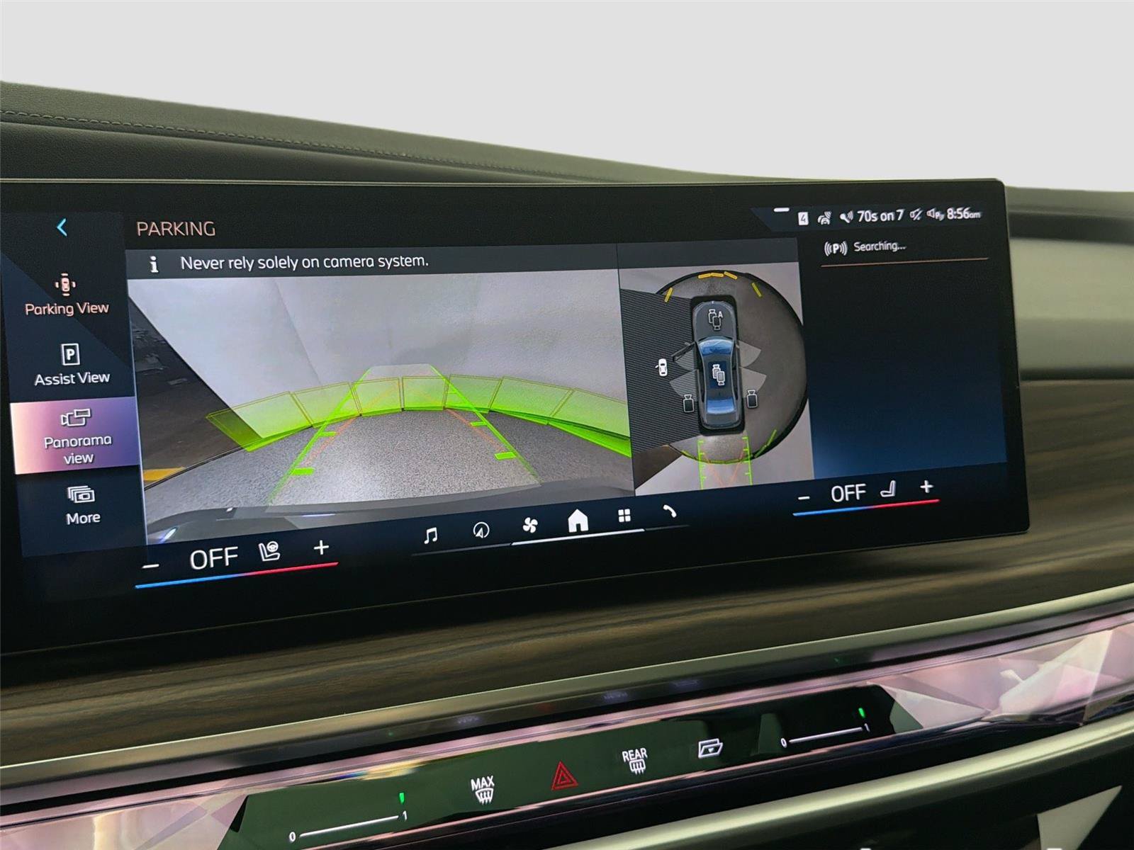 New 2026 BMW 750e xDrive AWD/4WD image 25