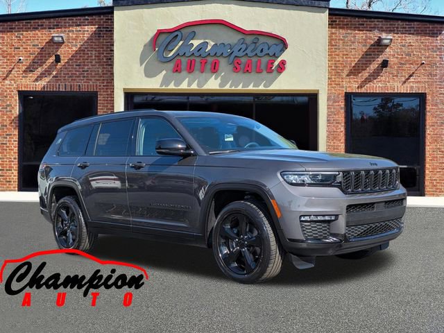 Used 2023 Jeep Grand Cherokee L Limited w/ Black Appearance Package image 1