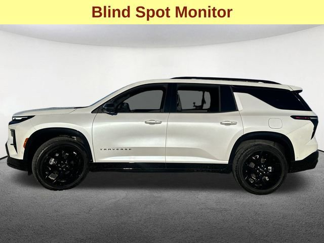 Used 2025 Chevrolet Traverse RS w/ LPO, Floor Liner Package image 6